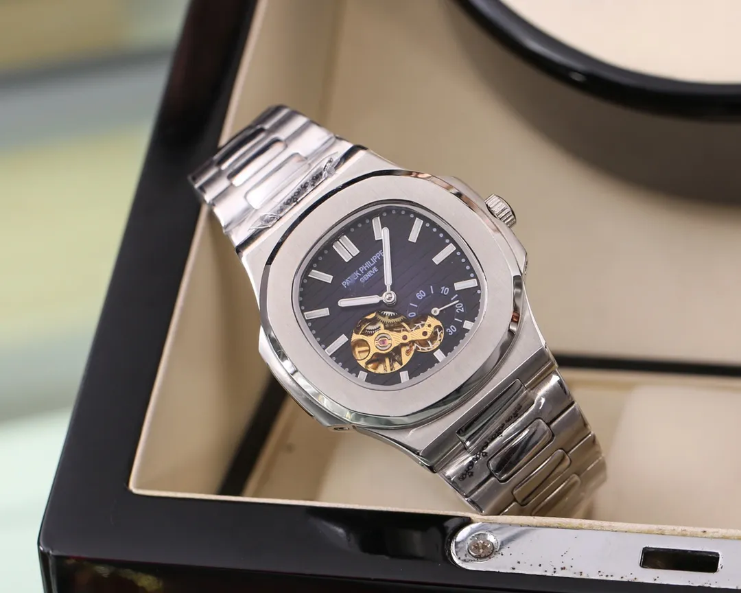 【Foreign trade import】💰880/680! Patek Philippe (extremely noble and wise work) Parrot Many products - hot styles are coming🔥🔥Latest models💪 [Type]: Exquisite men's watch (more excellent) Best design [Strap]: 316L stainless steel strap (more comfortable) real men wear [Movement]: Top mechanical movement (stable) [Material]: Mineral super mirror (more wear-resistant) Smart style, thick and strong, special design Returning with great reputation. Size: 43mm in diameter and 13mm thick. Smart launch! Welcome to reprint!